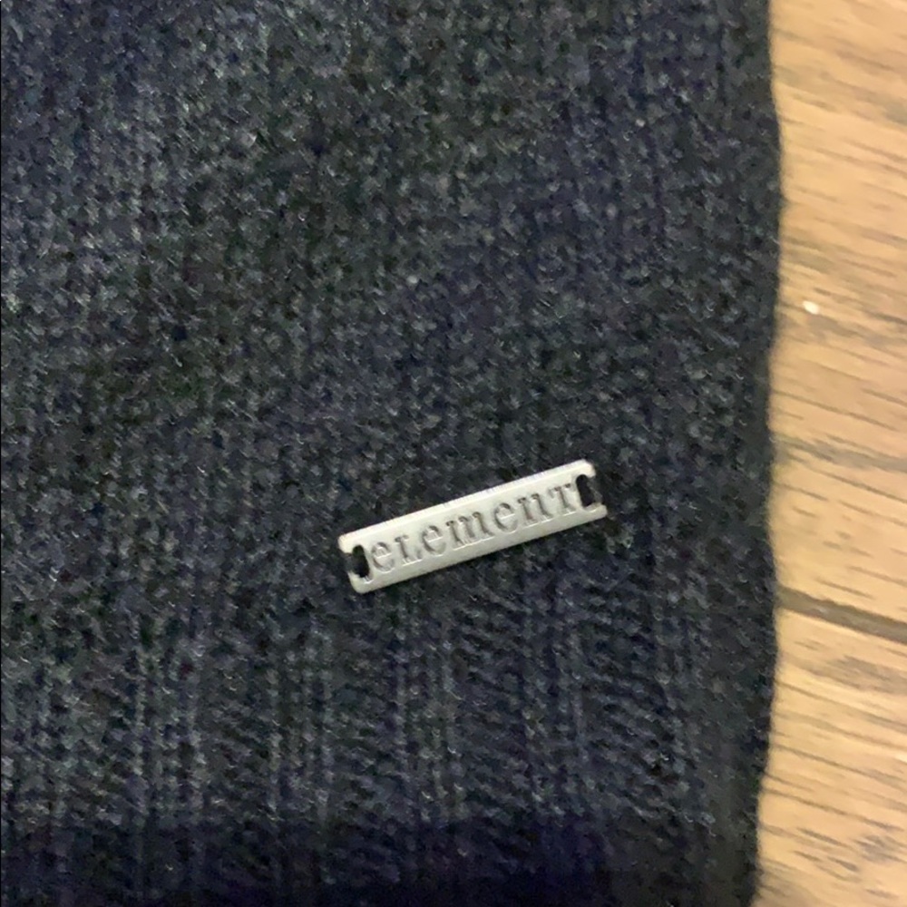 Sweater - Picture 2 of 3